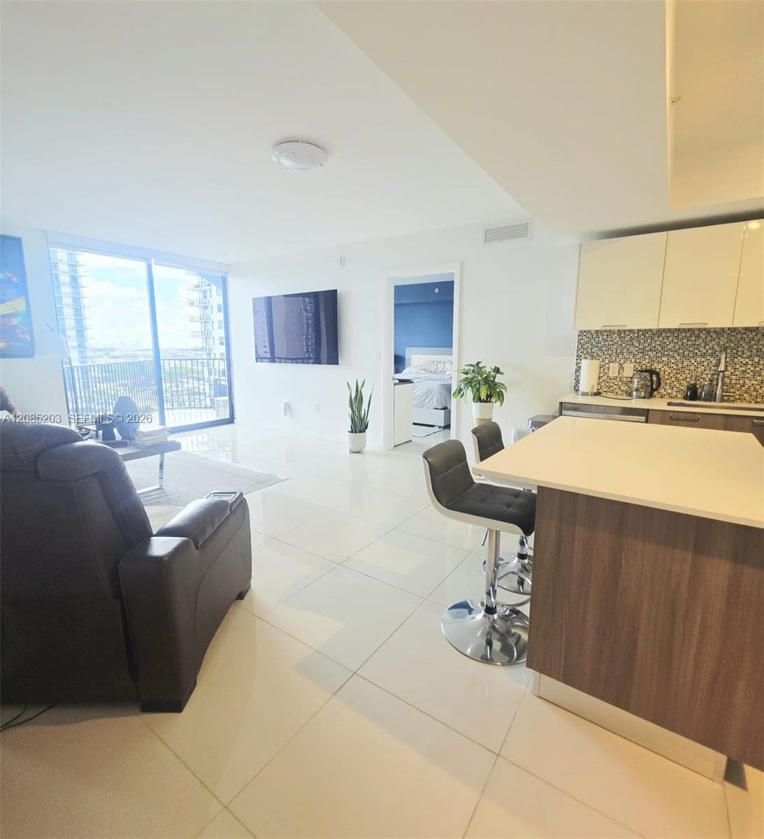 5252 NW 85th Ave # 809, Doral FL 33166