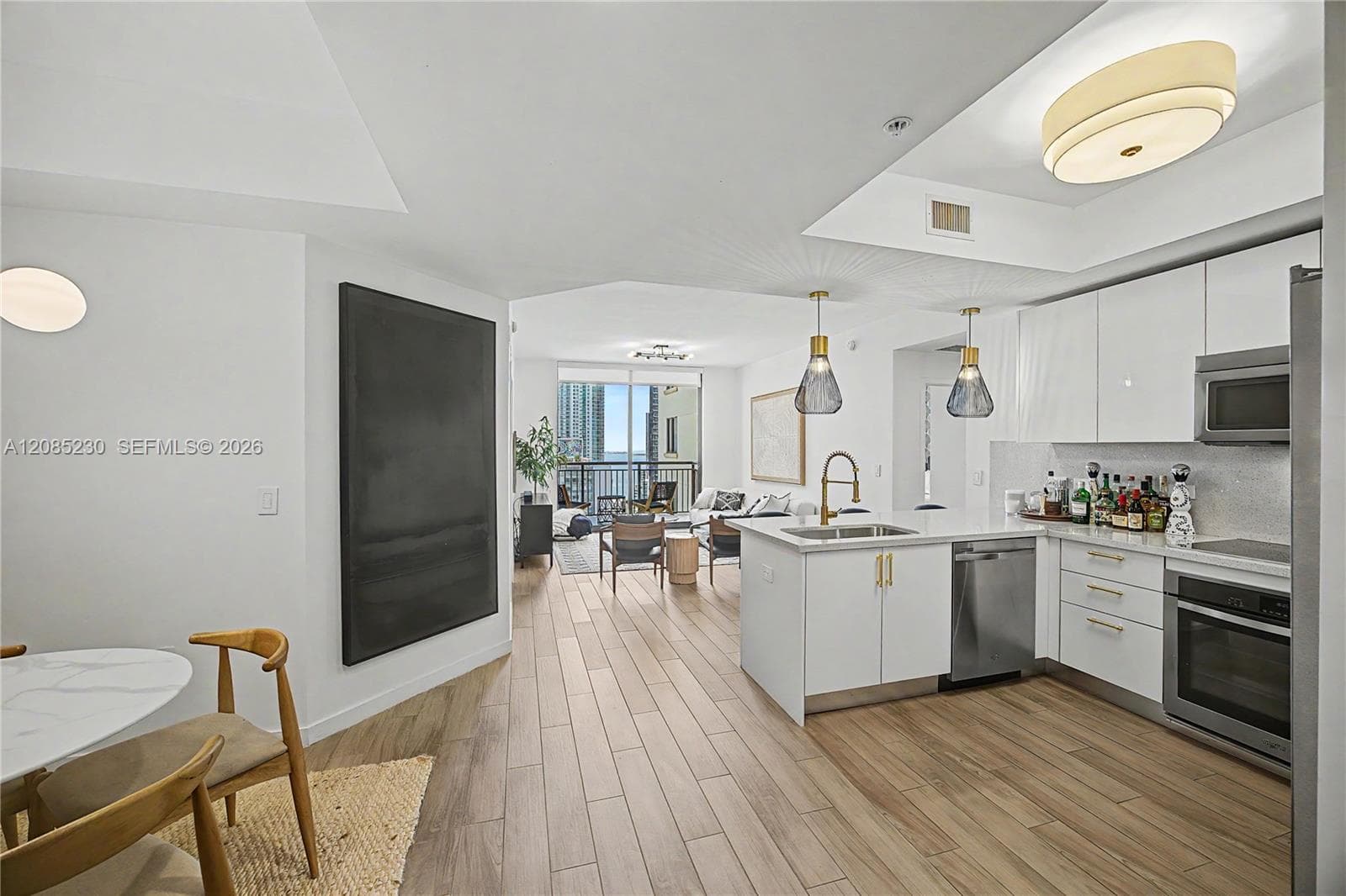 999 SW 1st Ave # 2407, Miami FL 33130
