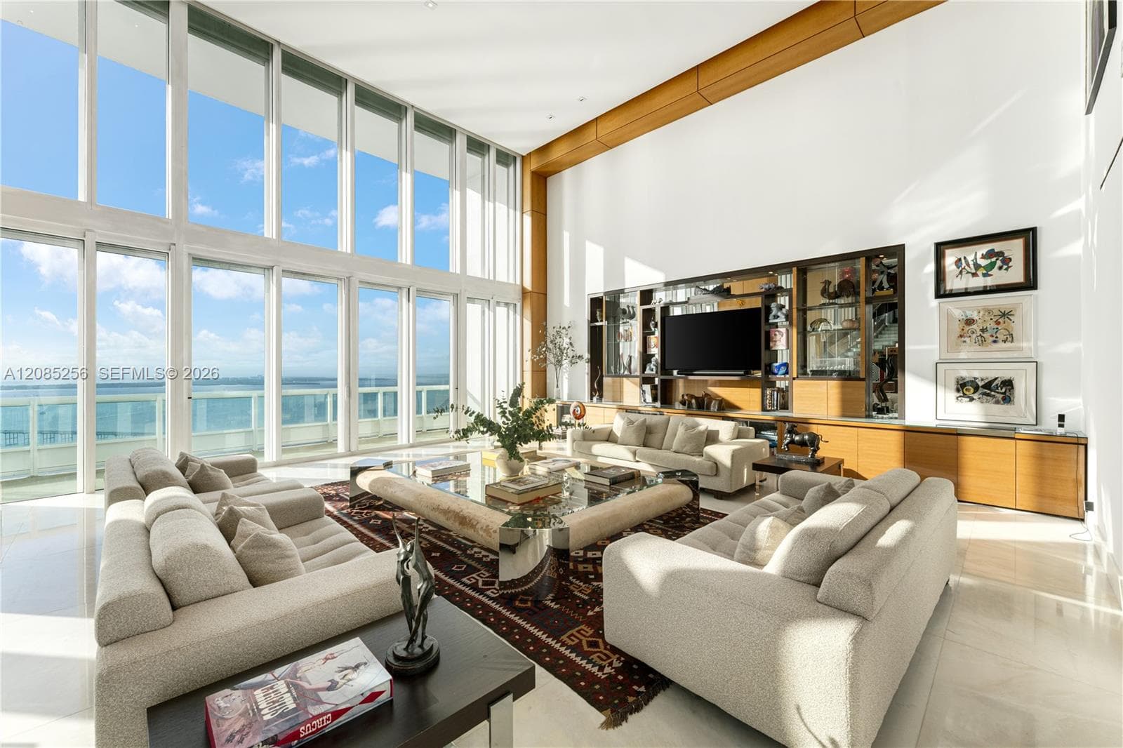 1643 Brickell Ave, Miami FL 33129