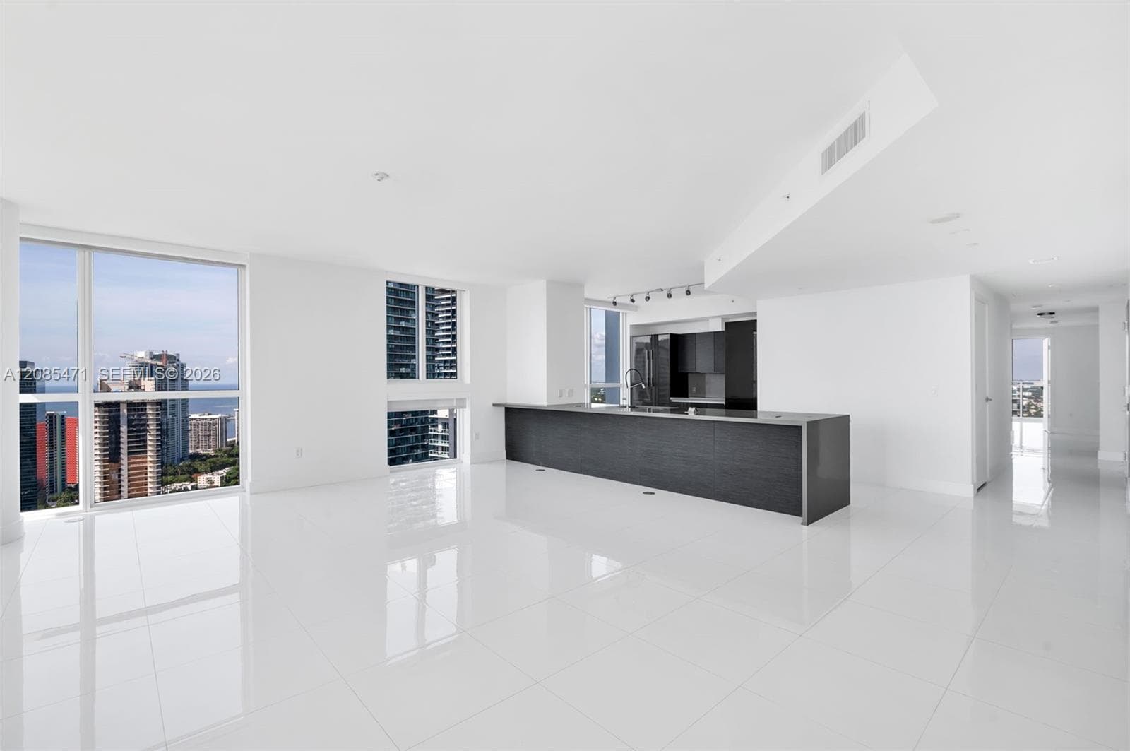 1080 Brickell Ave # 3901, Miami FL 33131
