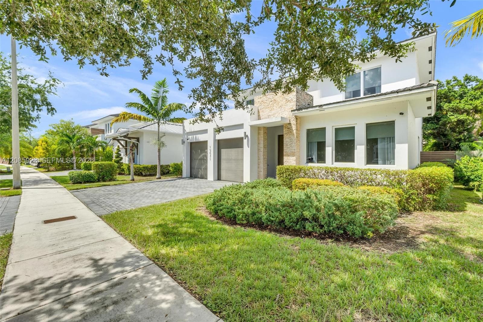 15071 SW 176th St, Miami FL 33187