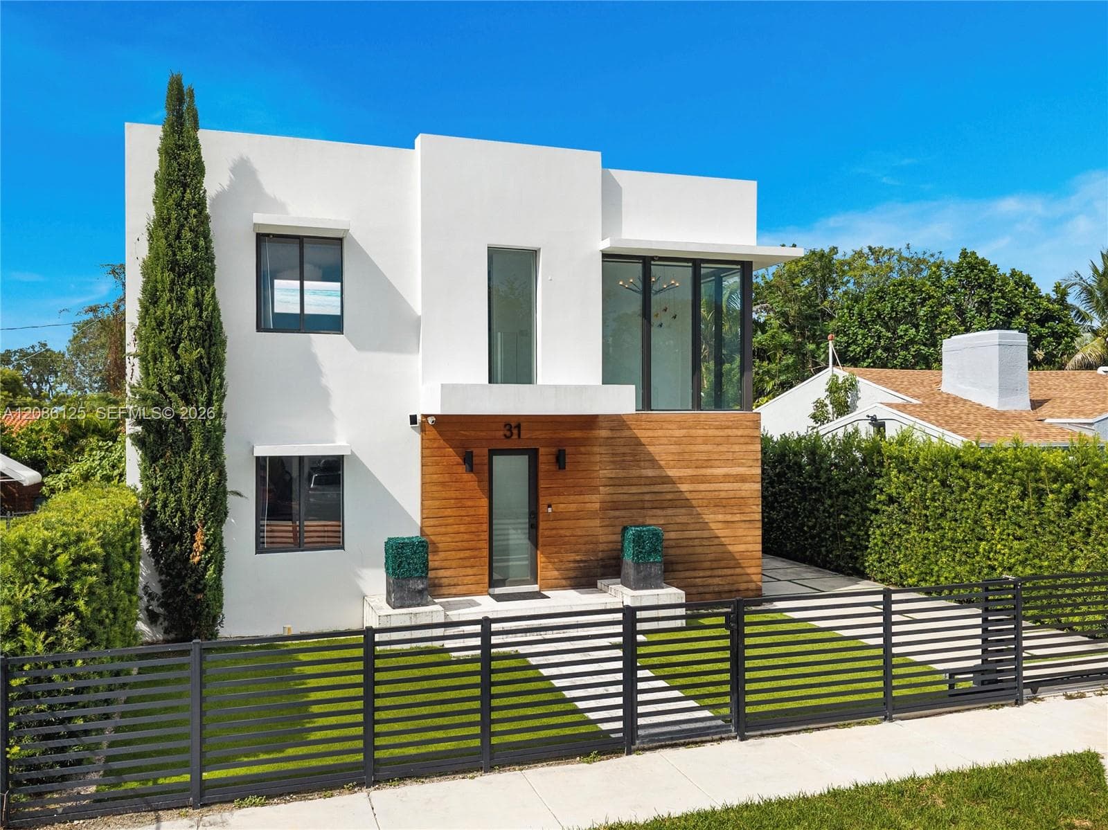 31 NE 51st St, Miami FL 33137