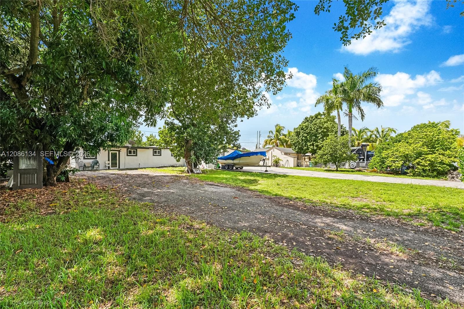 2934 NW 96th St, Miami FL 33147