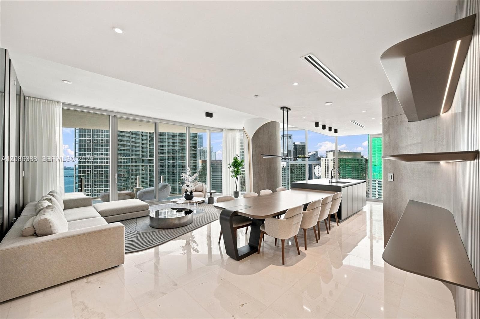 300 Biscayne Blvd Way # 3807, Miami FL 33131
