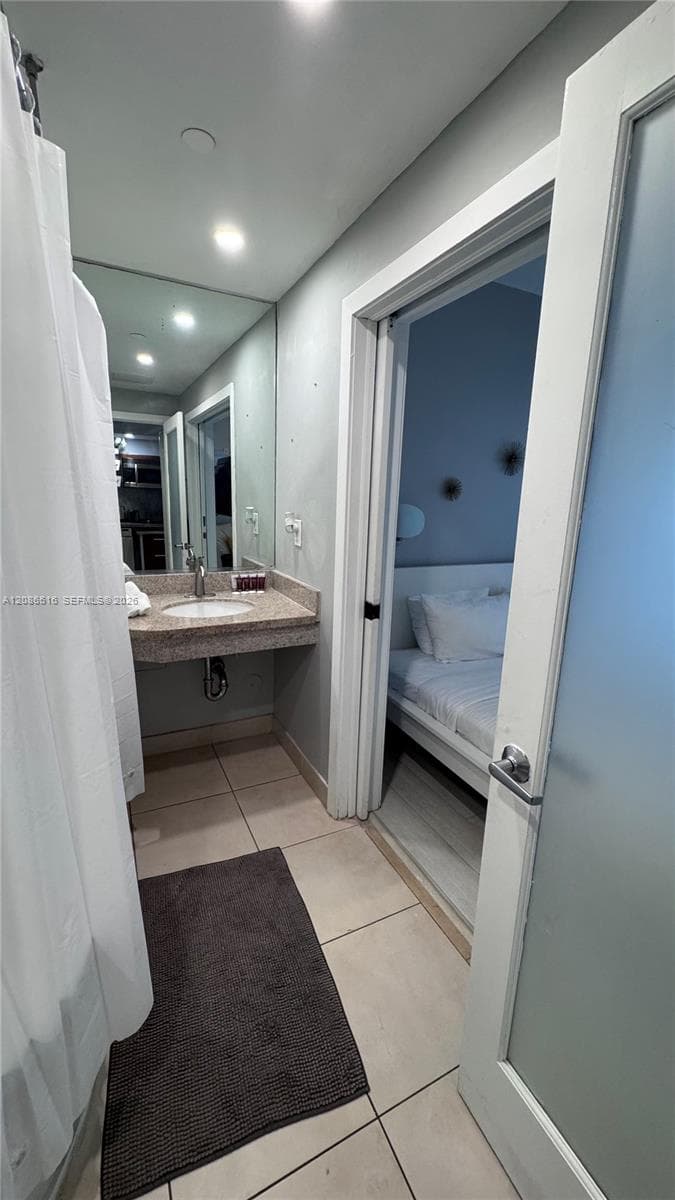 1036 Ocean Dr # B205, Miami Beach FL 33139