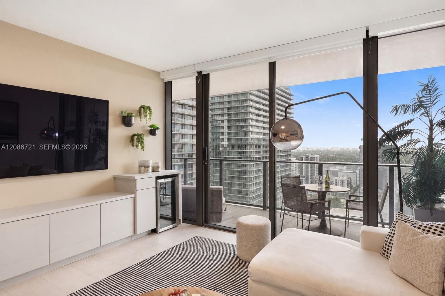 1000 Brickell Plaza # 2704, Miami FL 33131