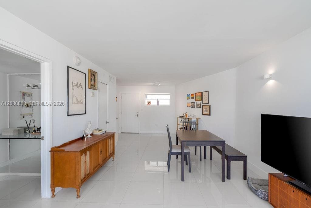 1881 Washington Ave # 11D, Miami Beach FL 33139