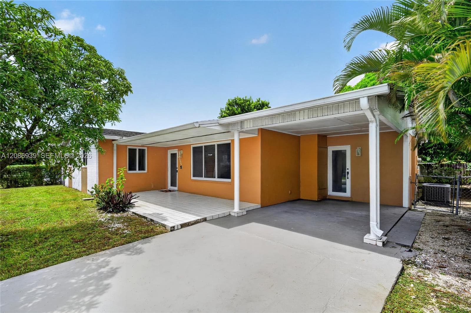 19920 SW 118th Pl, Miami FL 33177