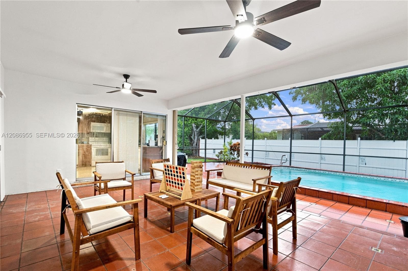 1811 SW 99th Ave, Miami FL 33165