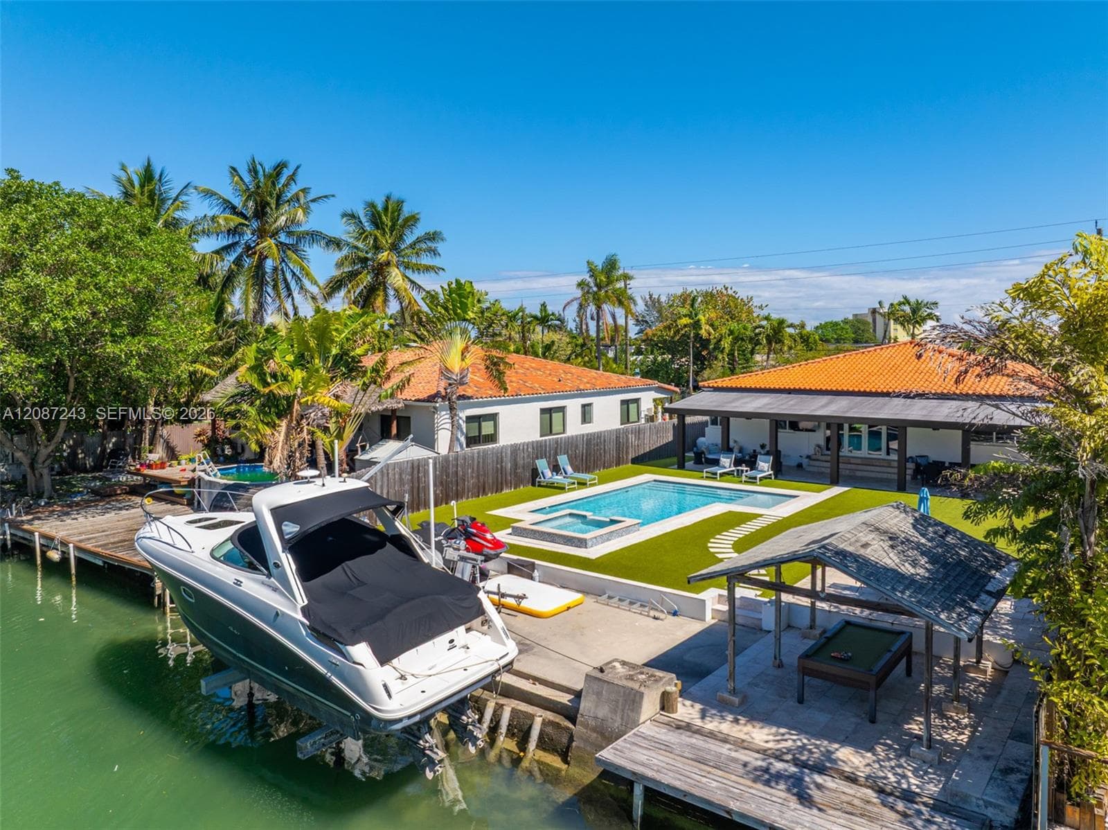 7940 Hawthorne Ave, Miami Beach FL 33141