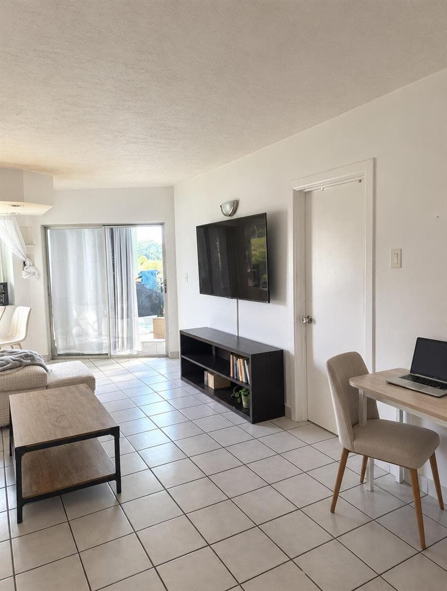 18720 NE 18TH Avenue # 217, Miami FL 33179