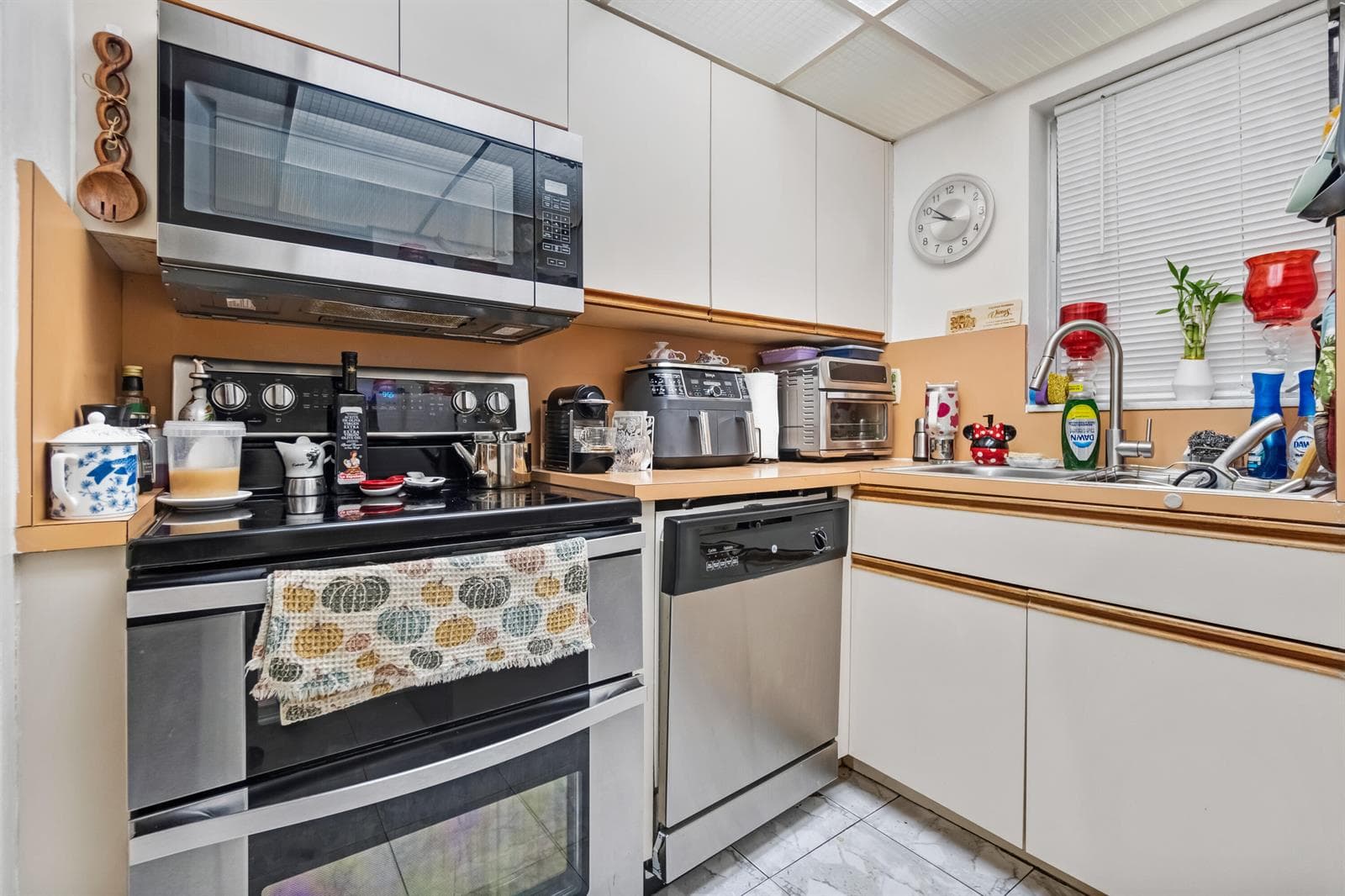 850 NW 87th Avenue # 103, Miami FL 33172