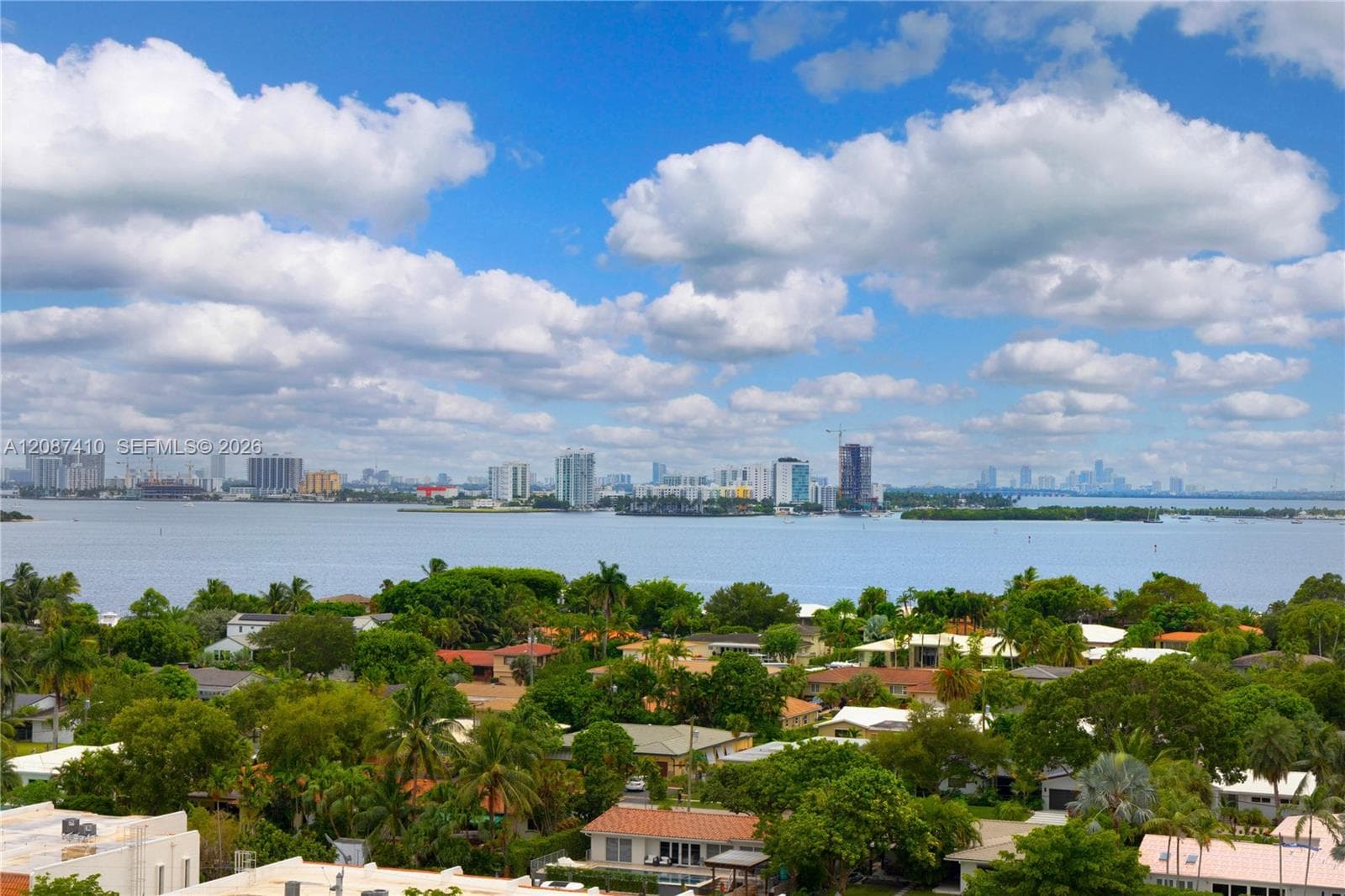 2000 Towerside Ter # 1206, Miami FL 33138