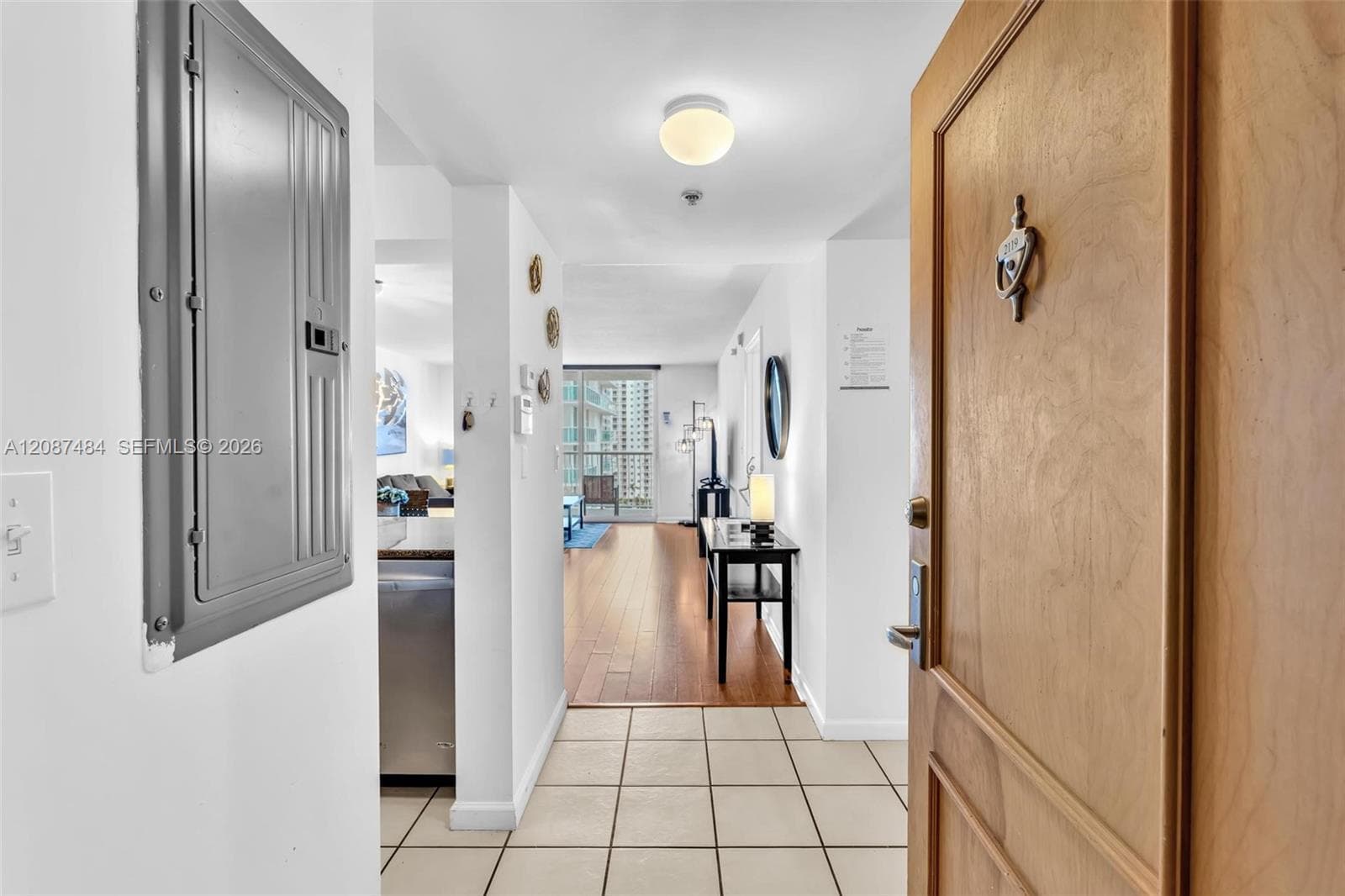 1200 Brickell Bay Dr # 2119, Miami FL 33131