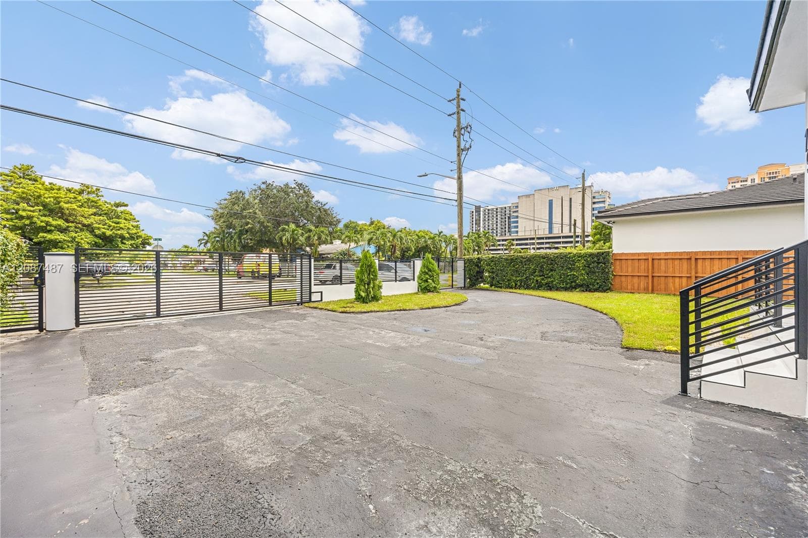 1980 SW 32nd Ave, Miami FL 33145