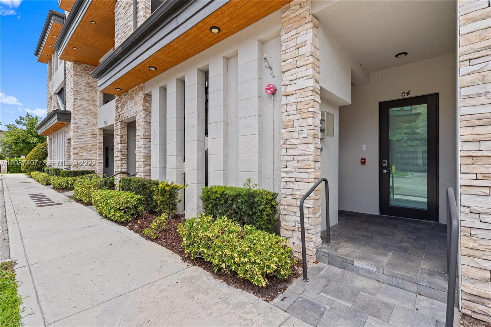 7865 NW 104th Ave # 4, Doral FL 33178
