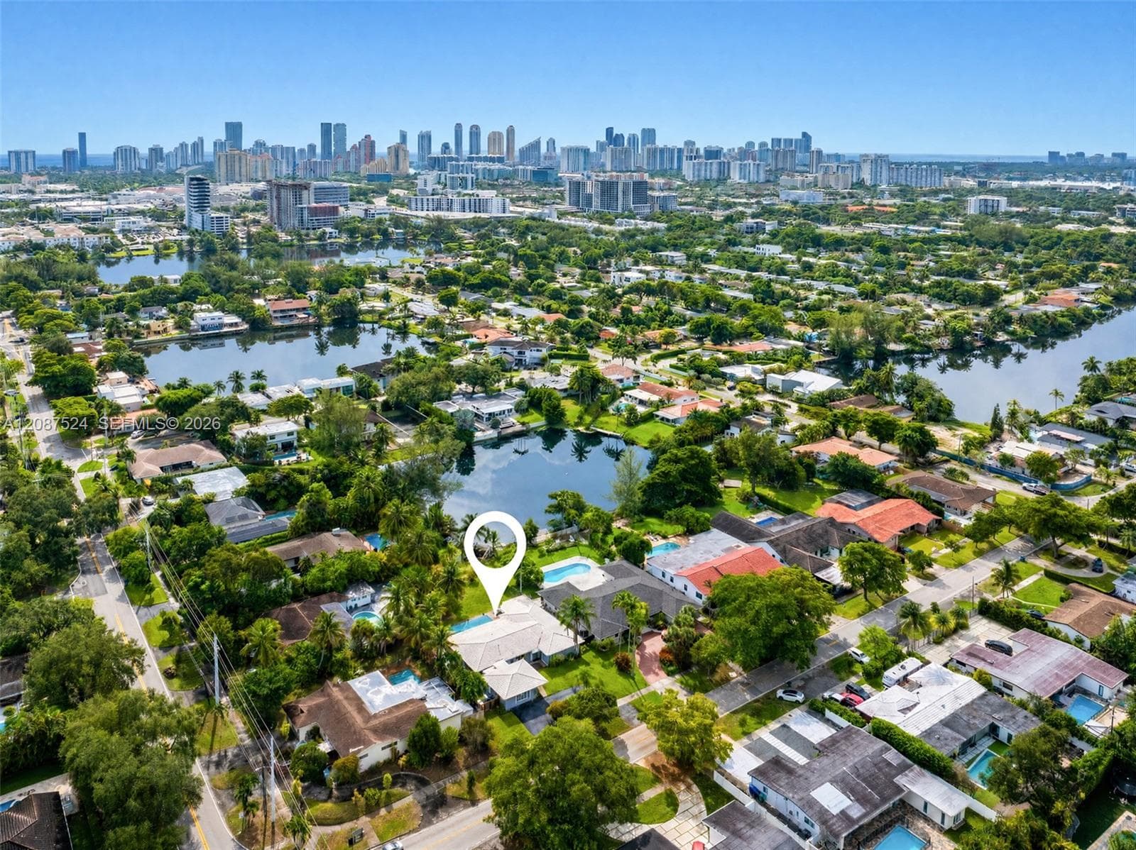 19885 NE 22nd Ave, Miami FL 33180