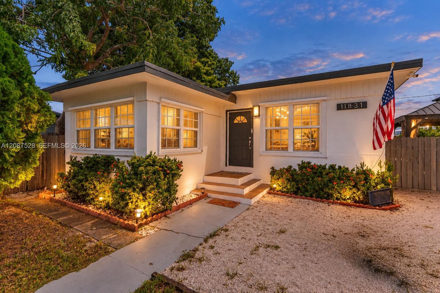 11831 NW 5th Ave, Miami FL 33168