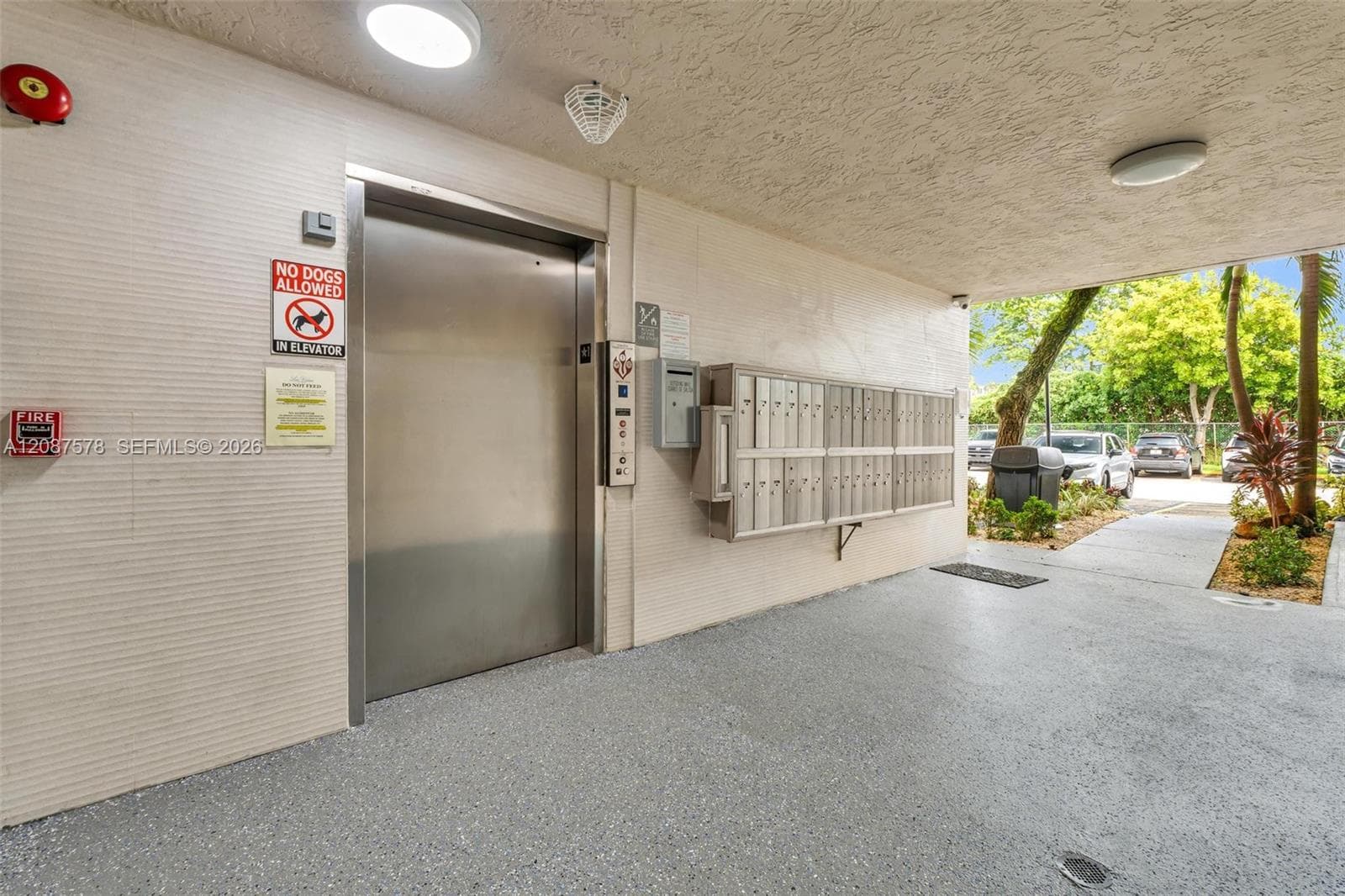 8255 Lake Dr # 304, Doral FL 33166