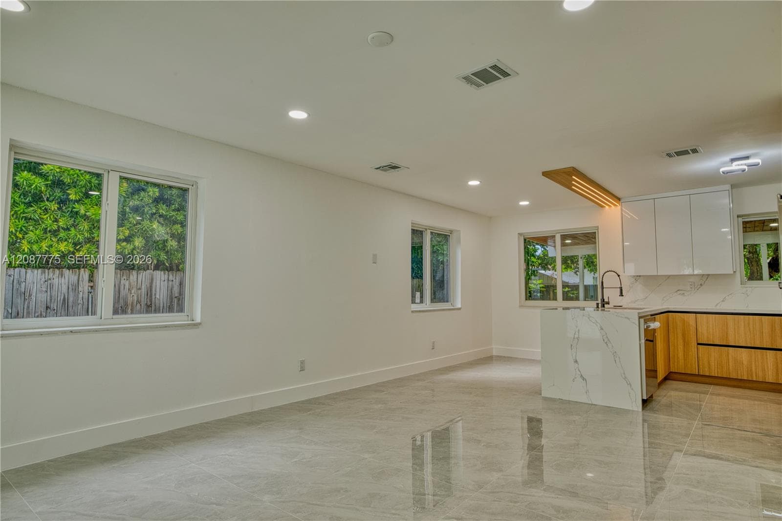 11301 SW 201st St, Miami FL 33189