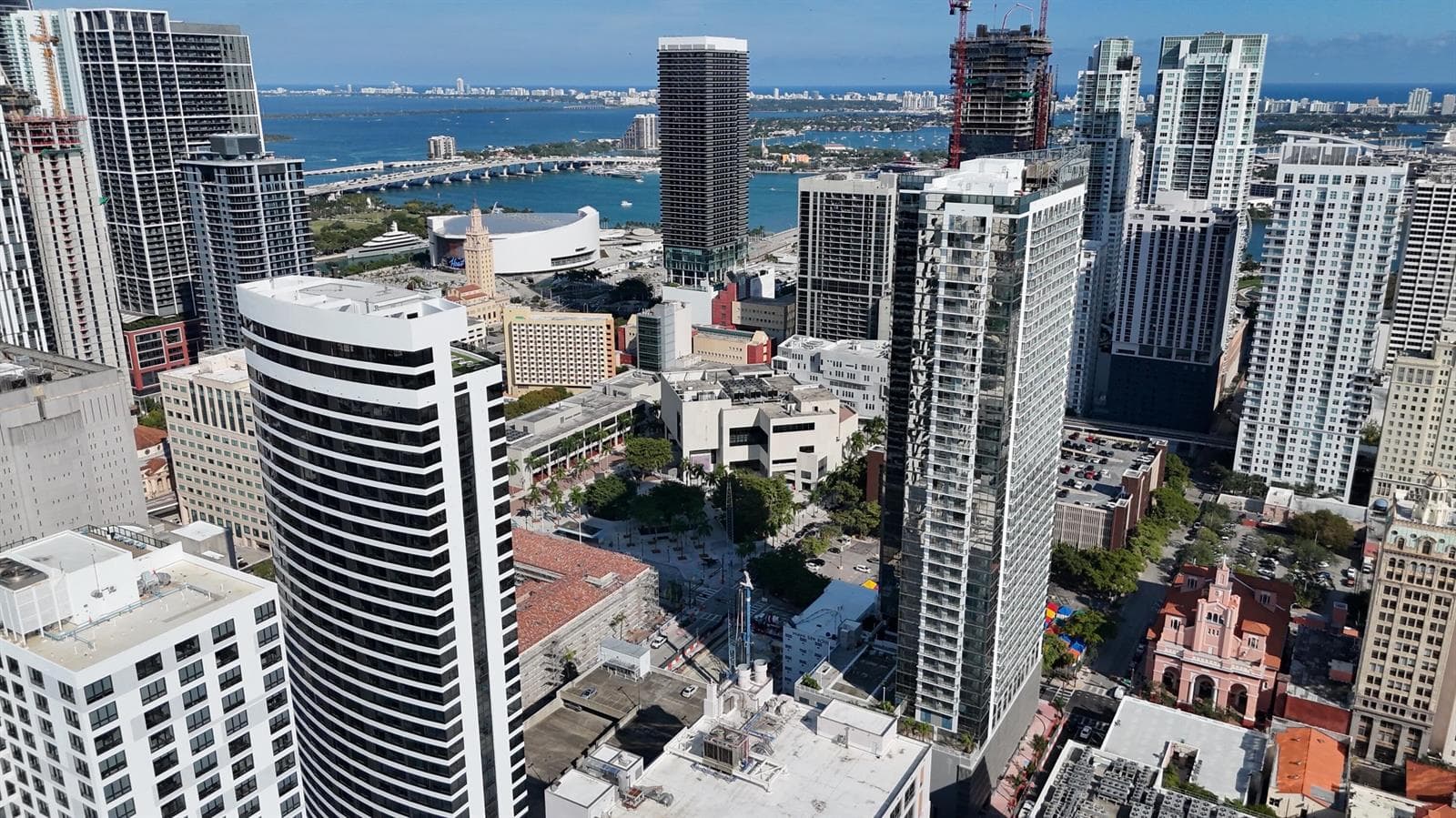 225 N MIAMI Avenue # 2207, Miami FL 33128