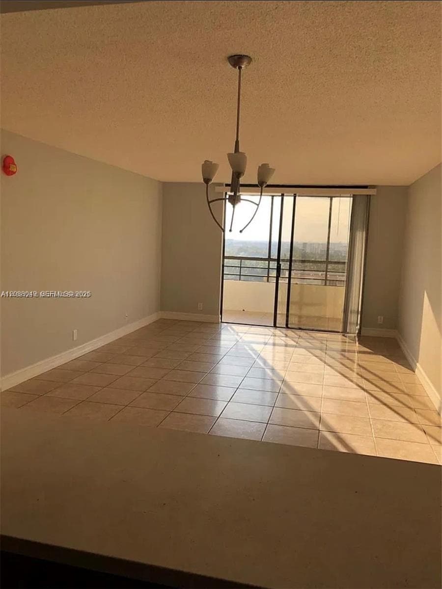 600 Three Islands Blvd # 807, Hallandale Beach FL 33009