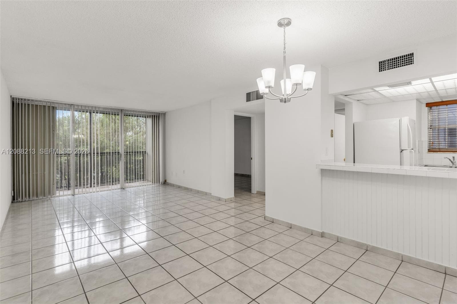 210 Fontainebleau Blvd # 410, Miami FL 33172
