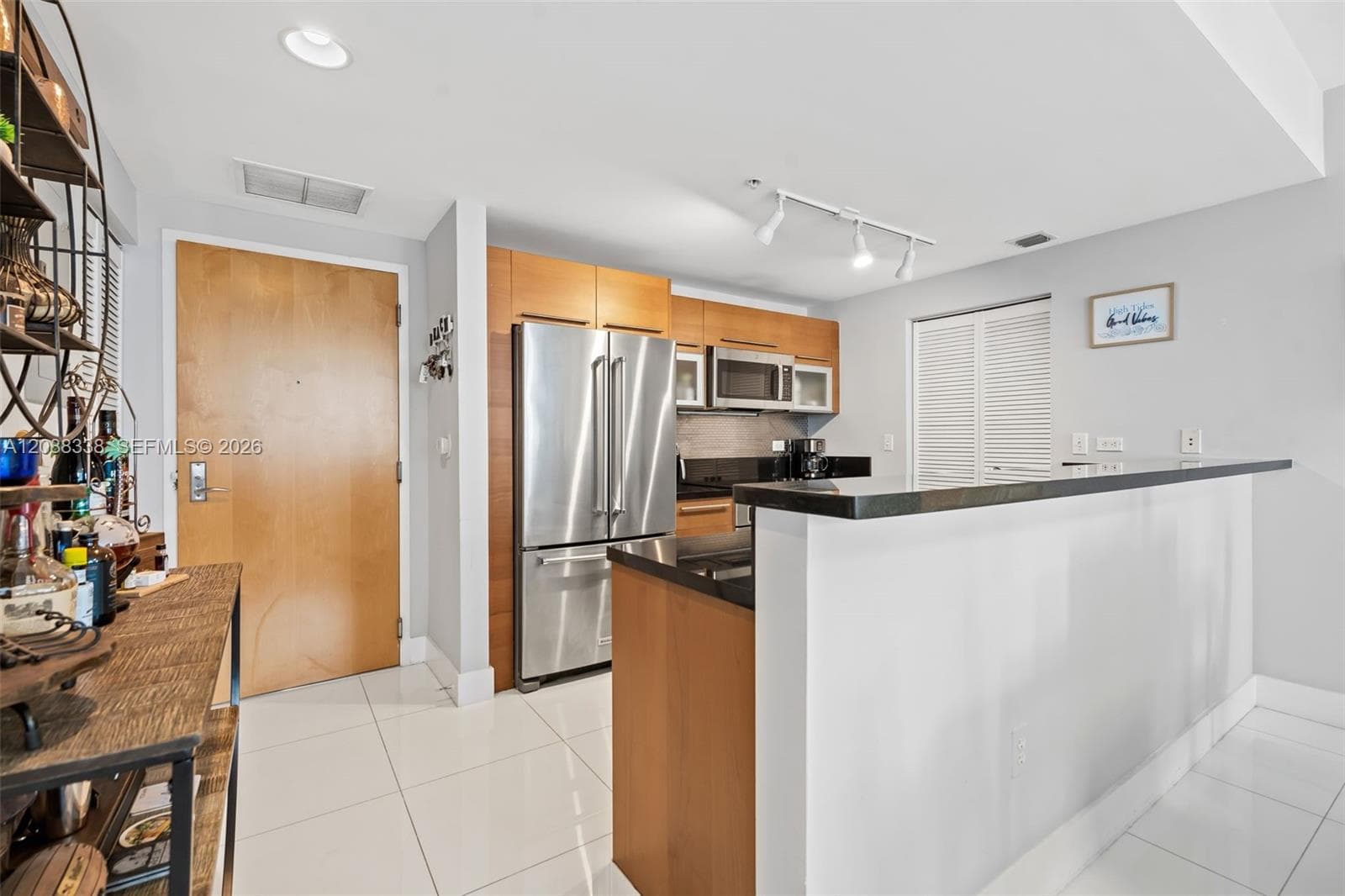 253 NE 2nd St # 2501, Miami FL 33132