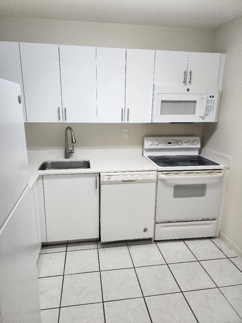 11311 SW 200TH Street SW # D, Miami FL 33157