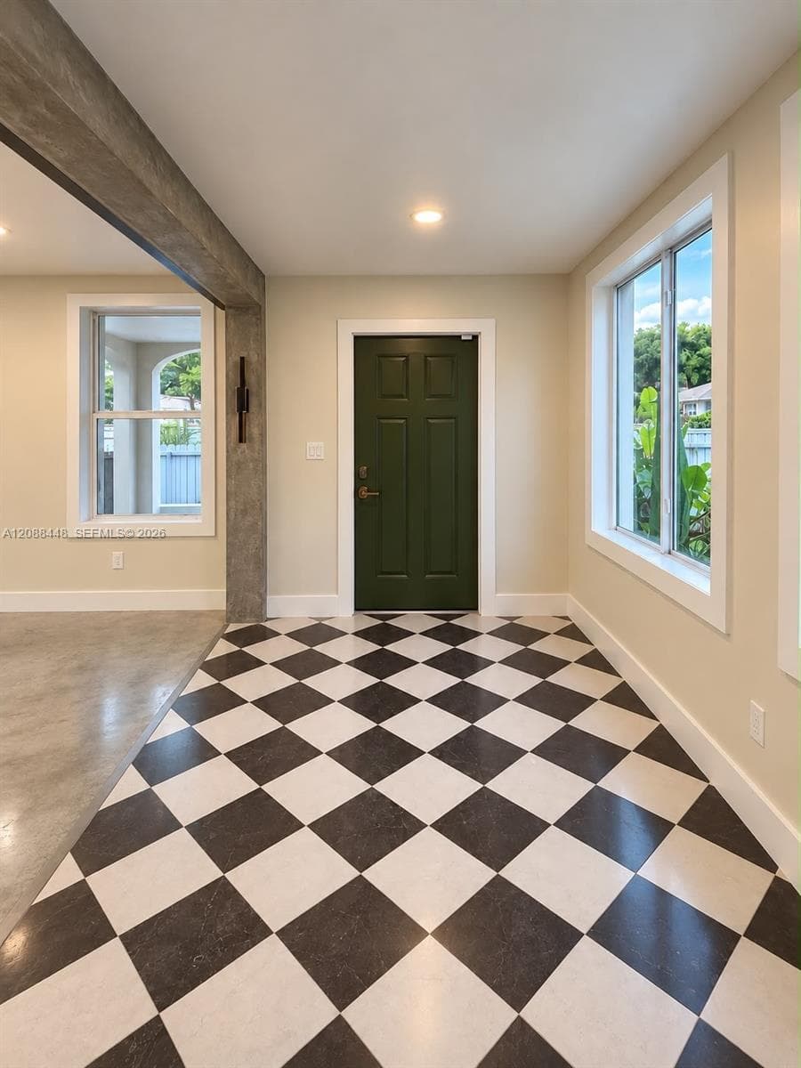 1922 NW 47th Ter, Miami FL 33142