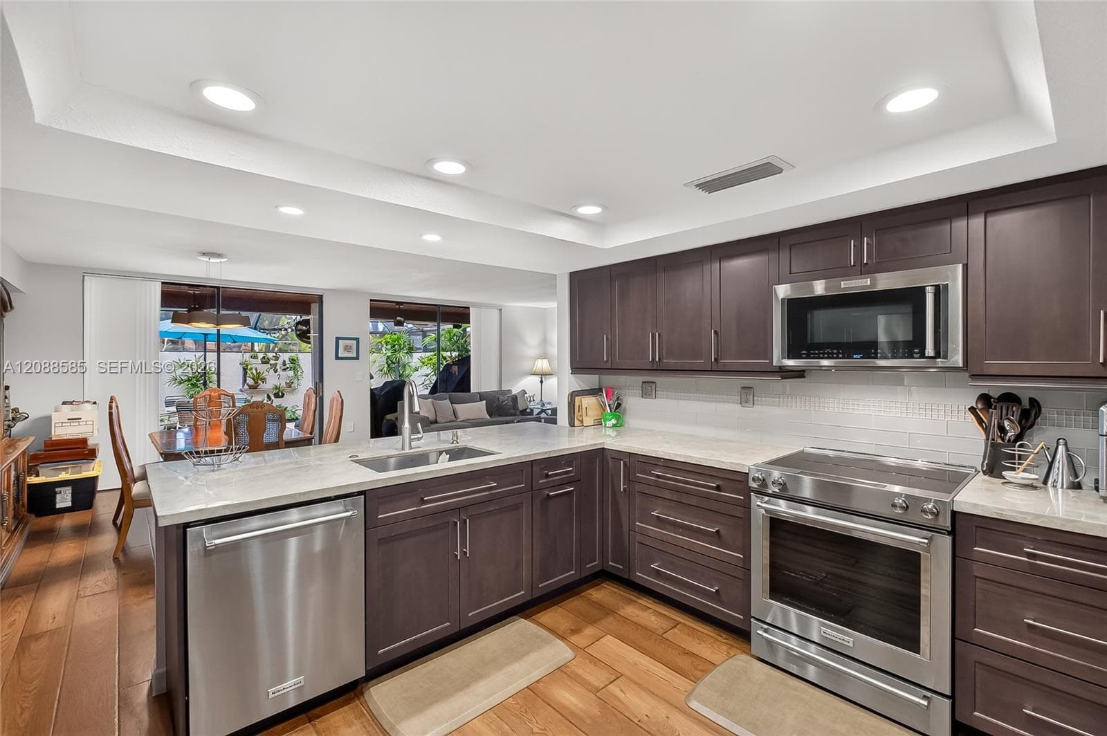 10656 SW 76th Ter, Miami FL 33173