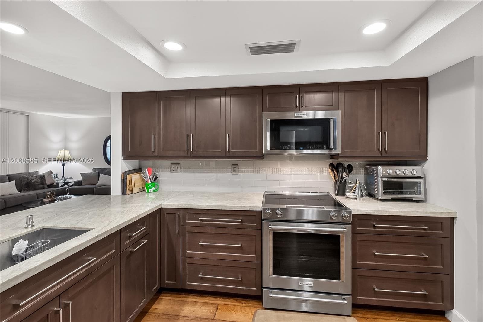 10656 SW 76th Ter, Miami FL 33173