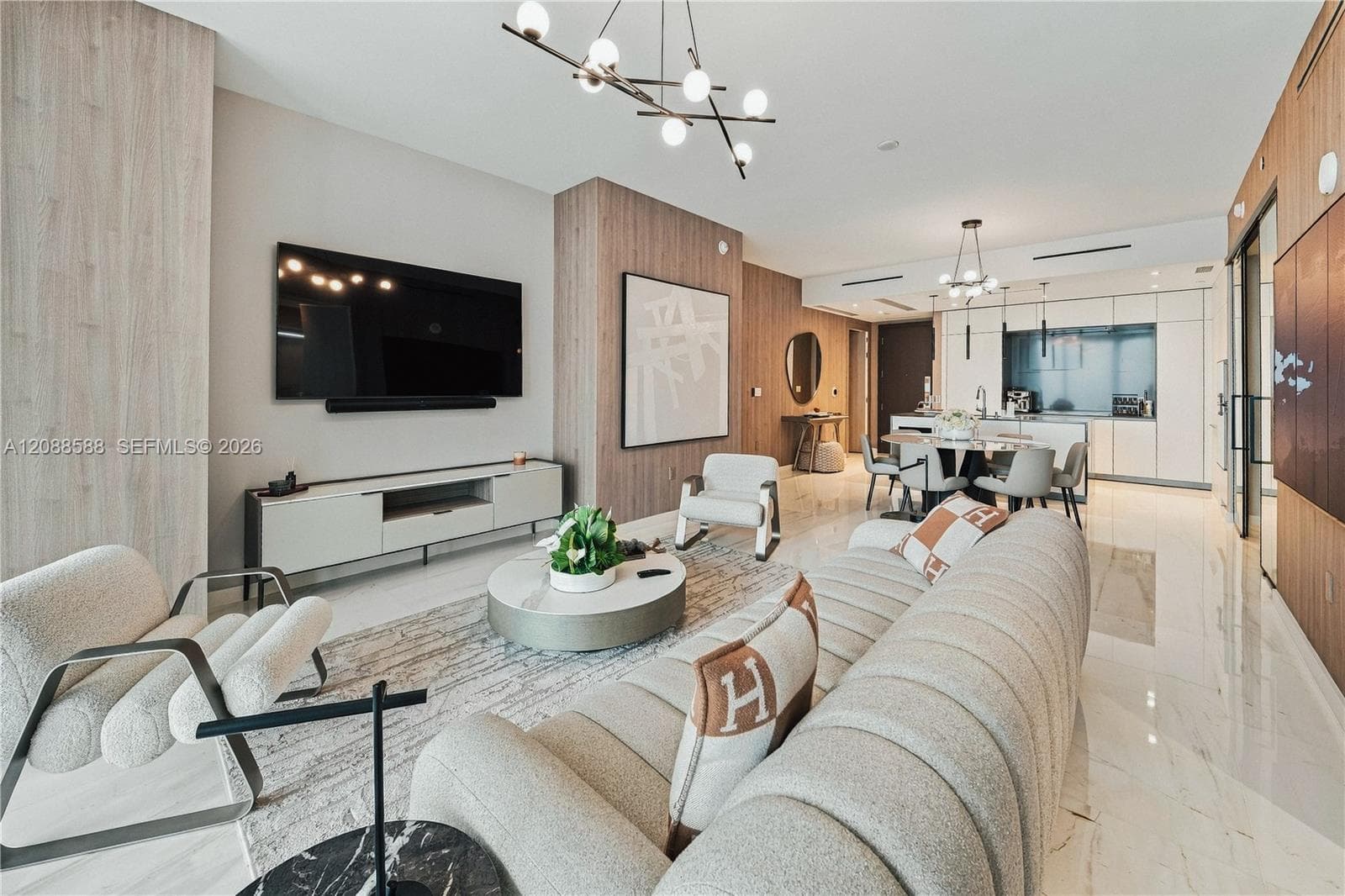300 Biscayne Boulevard Way # 1605W, Miami FL 33131