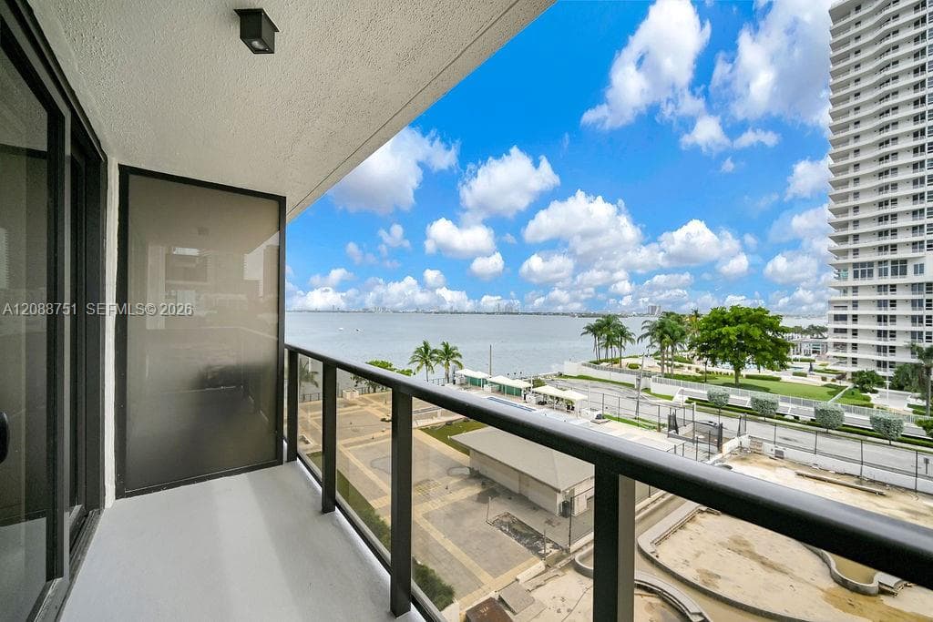 600 NE 36th St # 508, Miami FL 33137