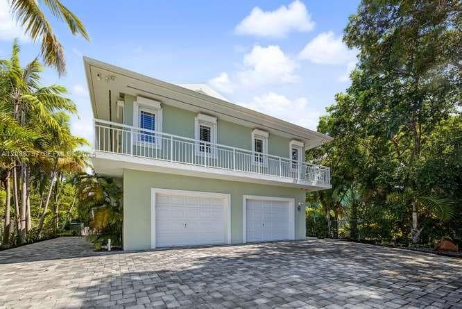 1217 Mockingbird Rd, Key Largo FL 33037
