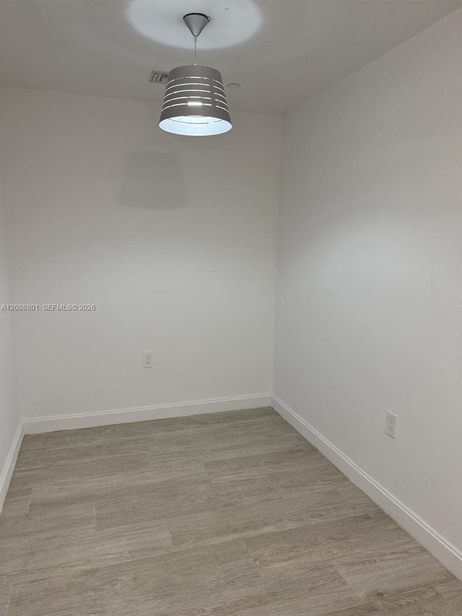 55 SW 9th St # 2401, Miami FL 33130