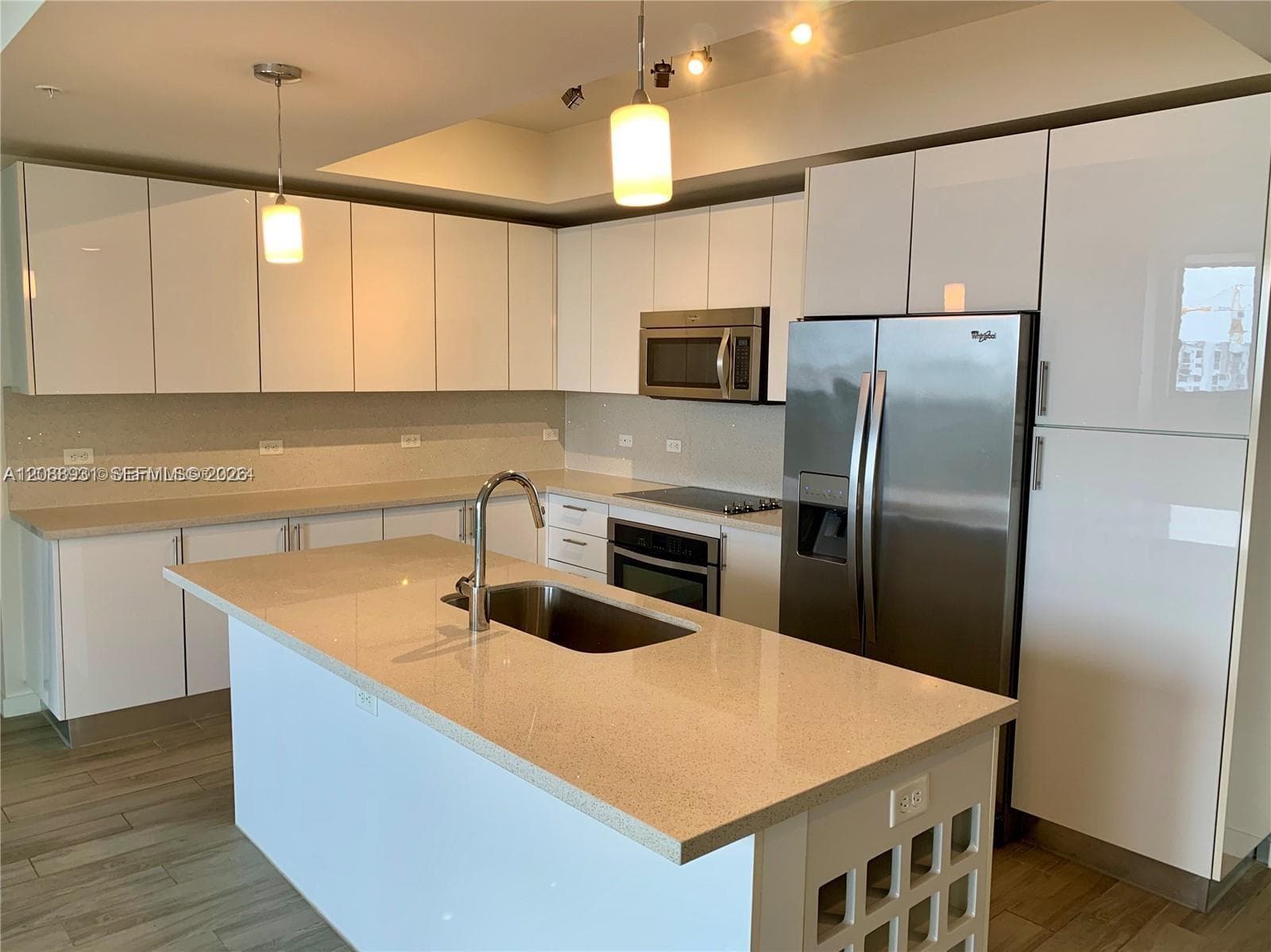 999 SW 1st Ave # 3206, Miami FL 33130