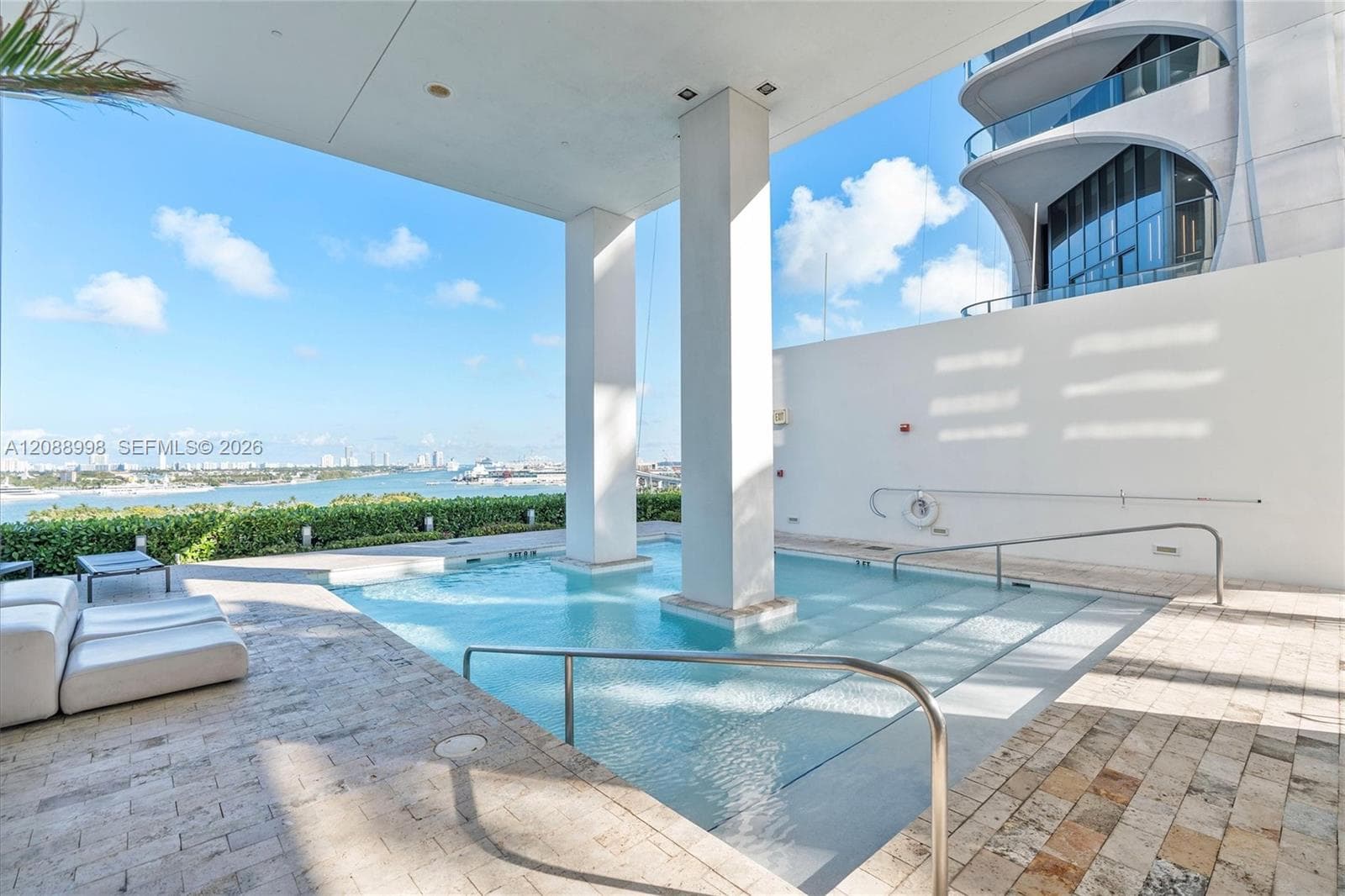 1040 Biscayne Blvd # 3908, Miami FL 33132