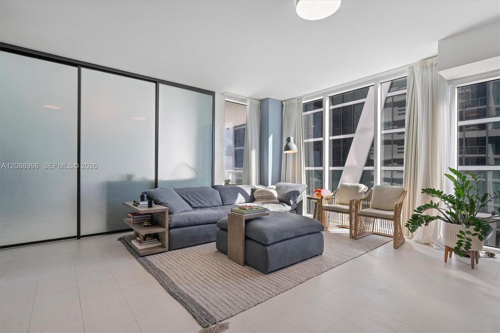 1040 Biscayne Blvd # 3908, Miami FL 33132