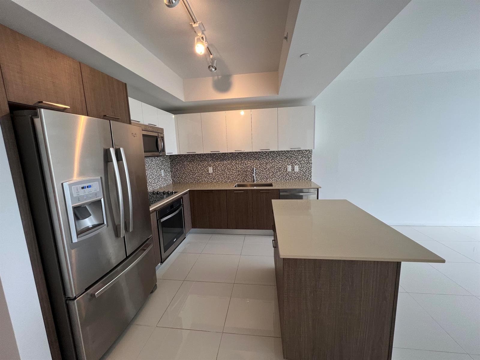 5300 PASEO Boulevard # 708, Doral FL 33166