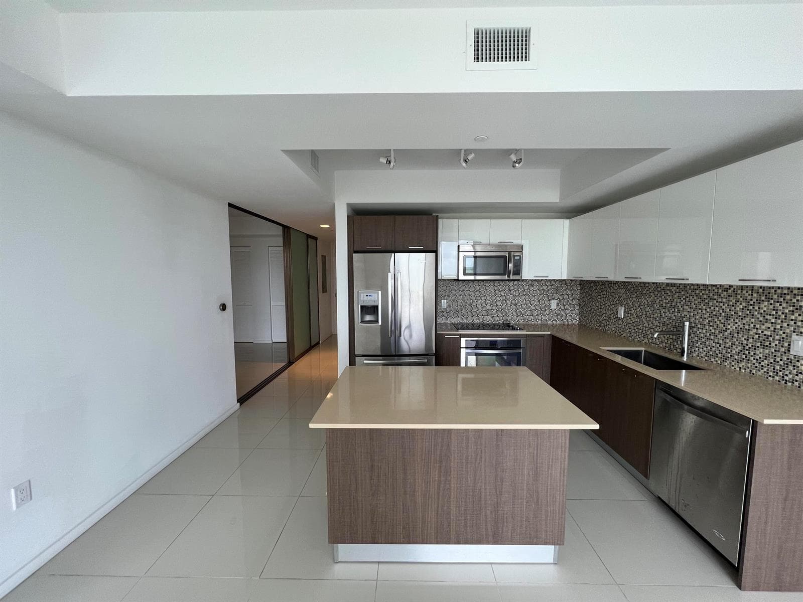 5300 PASEO Boulevard # 708, Doral FL 33166