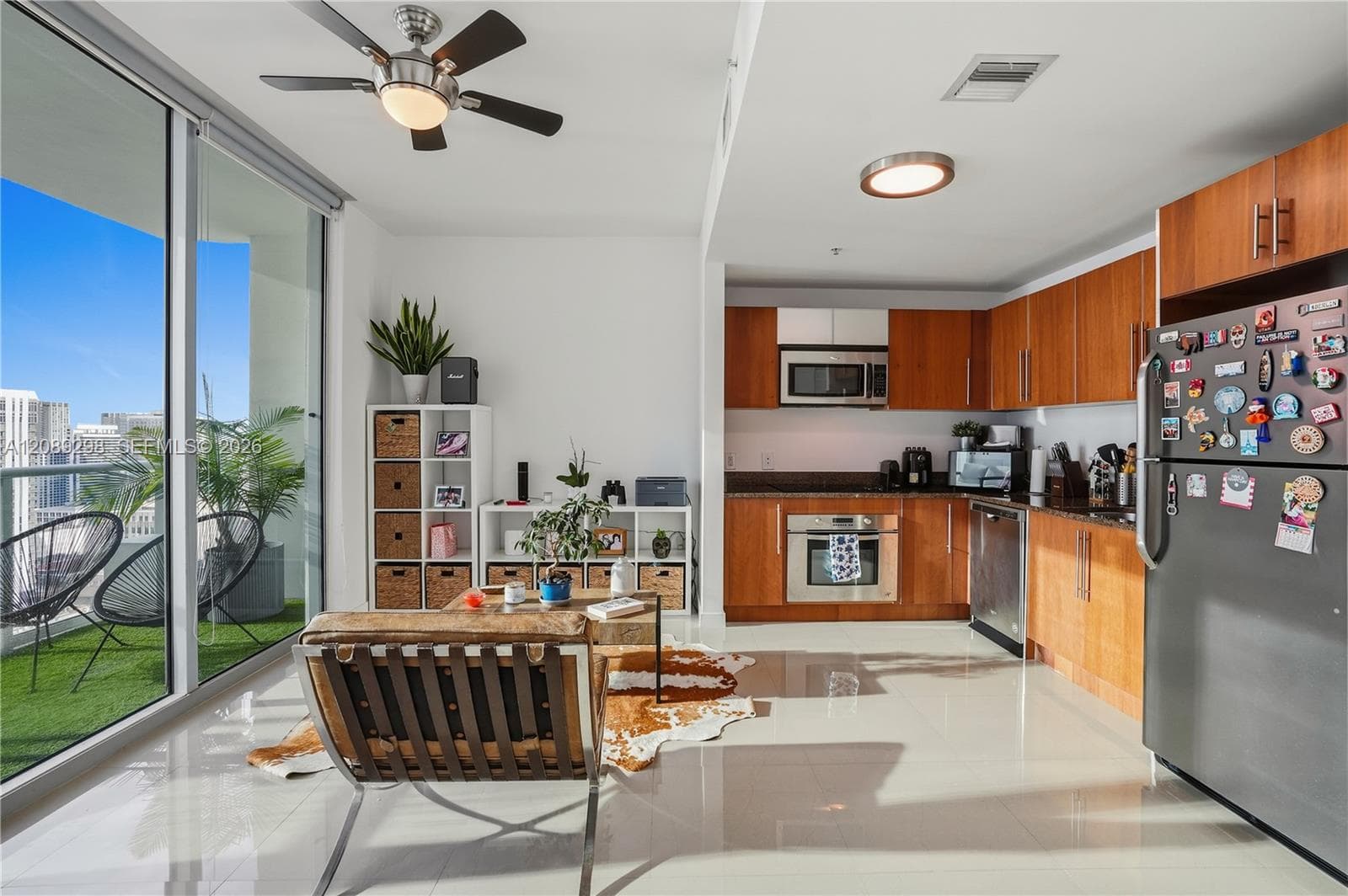 300 S Biscayne Blvd # 3509, Miami FL 33131
