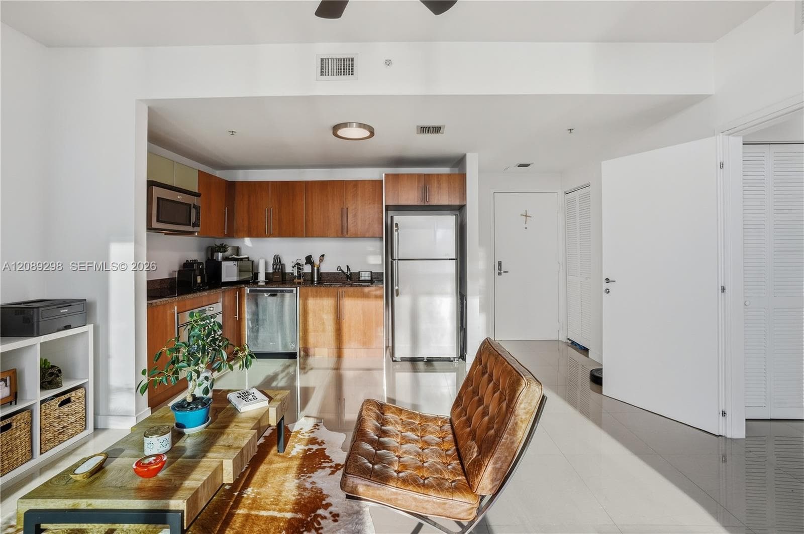 300 S Biscayne Blvd # 3509, Miami FL 33131