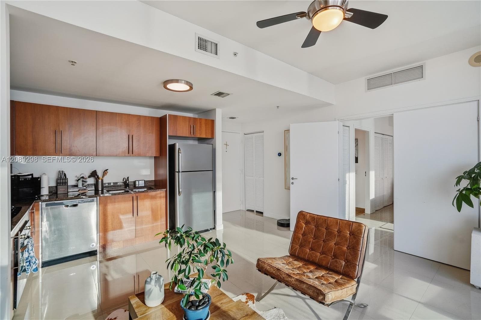 300 S Biscayne Blvd # 3509, Miami FL 33131