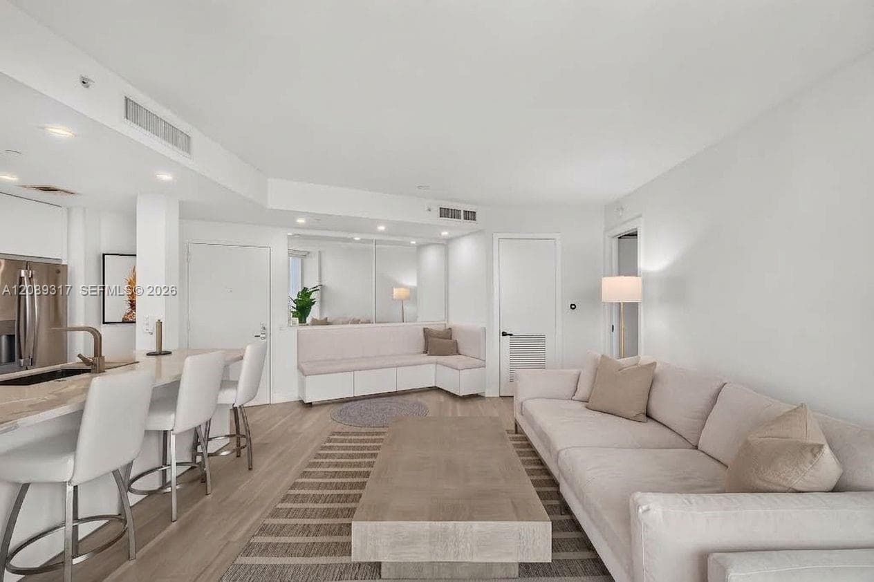 2475 Brickell Ave # 2401, Miami FL 33129