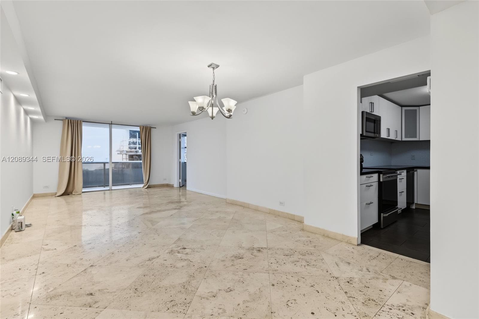 6039 Collins Ave # 407, Miami Beach FL 33140
