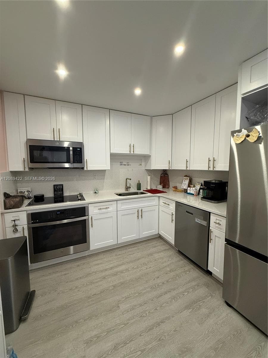 1450 Lincoln Rd # 406, Miami Beach FL 33139