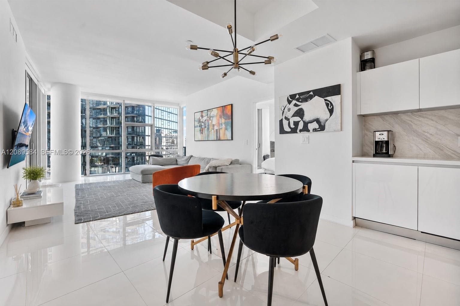851 NE 1st Ave # 1712, Miami FL 33132