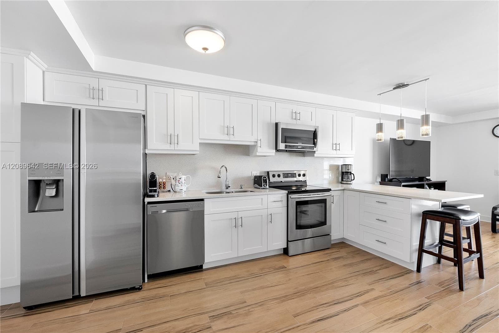 1800 Collins Ave # 11B, Miami Beach FL 33139