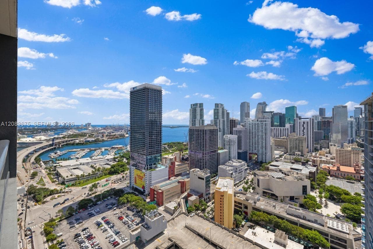 159 NE 6th St # 3206, Miami FL 33132
